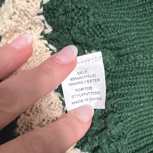 Vine & Love Green and Cream Striped Sweater Size Large - Picture 9 of 10